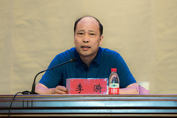 说明:http://www.haust.edu.cn/__local/4/73/45/600C964F8FCEC6D53690CCD64E9_E75EB5AC_1027C.jpg